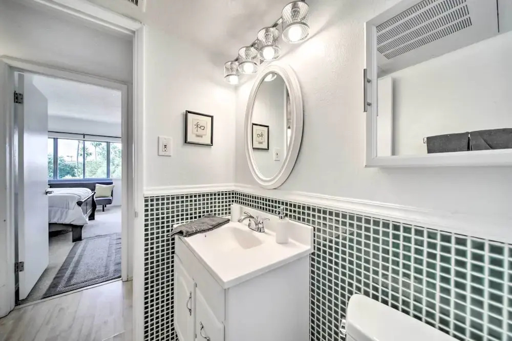 Modern City Condo Close to Downtown Phoenix!