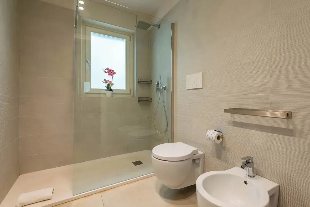 Mina Apartment 100m From Sea