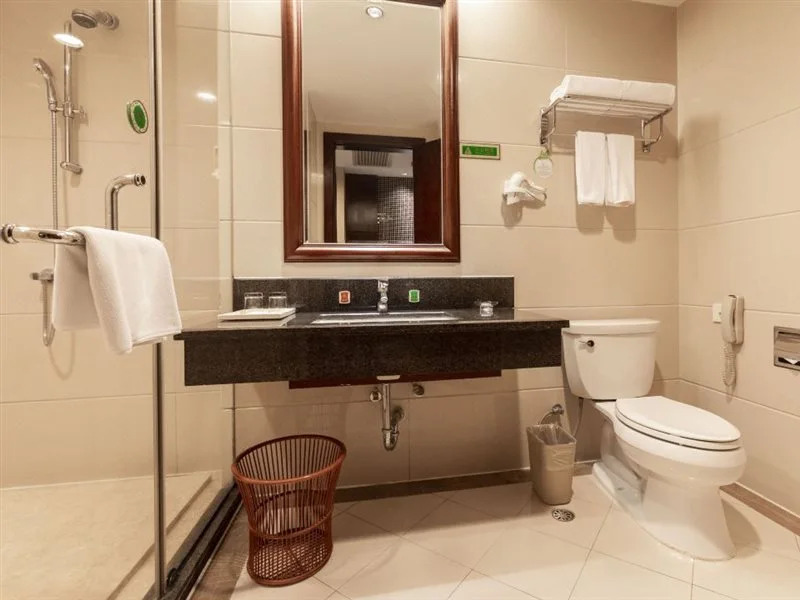 Vienna International Hotel (Dongguan Changping Tian'ehu Road)