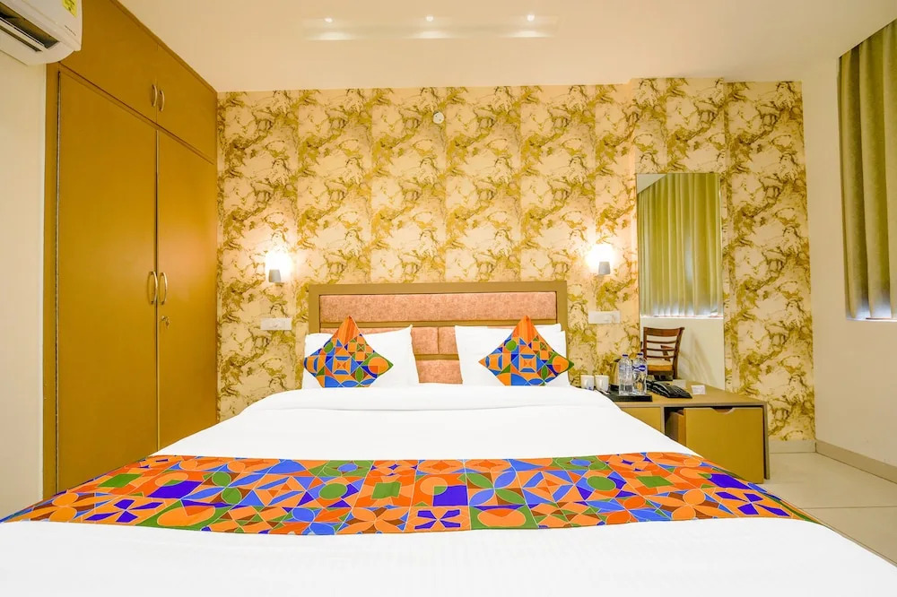 Fabhotel Prime Victoria Regency