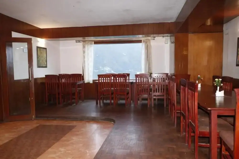 Hotel De Villa