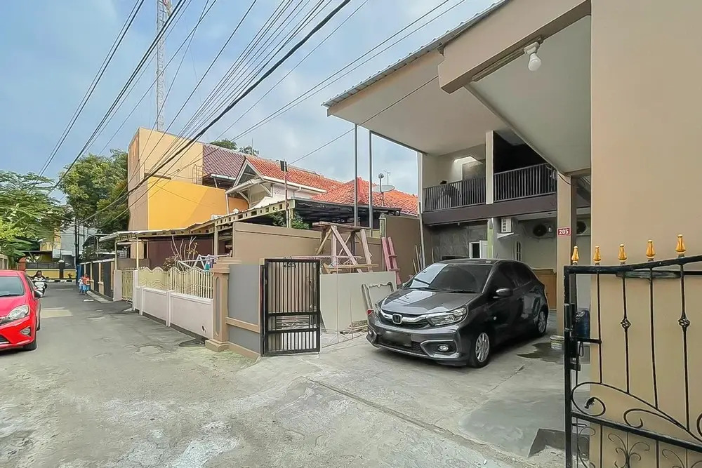 Urbanview Grey CSB Mall Cirebon