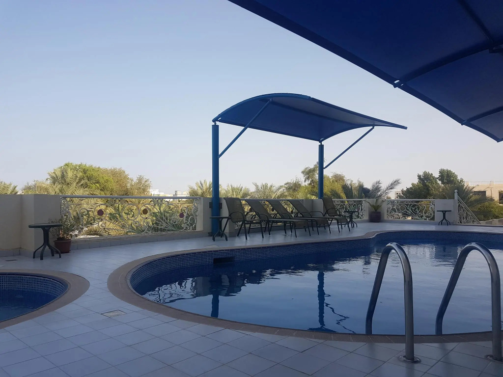 Royal Gardens Hotel