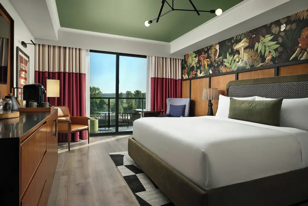 The SOMM Hotel & Spa, Autograph Collection