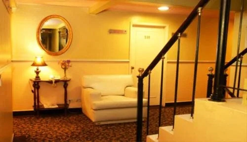 Hotel-Monti
