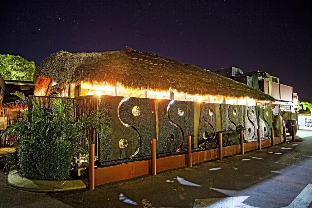 Latitude20 Cattrall Park Motel