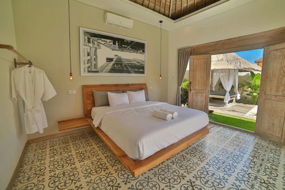 Victoria Villa French