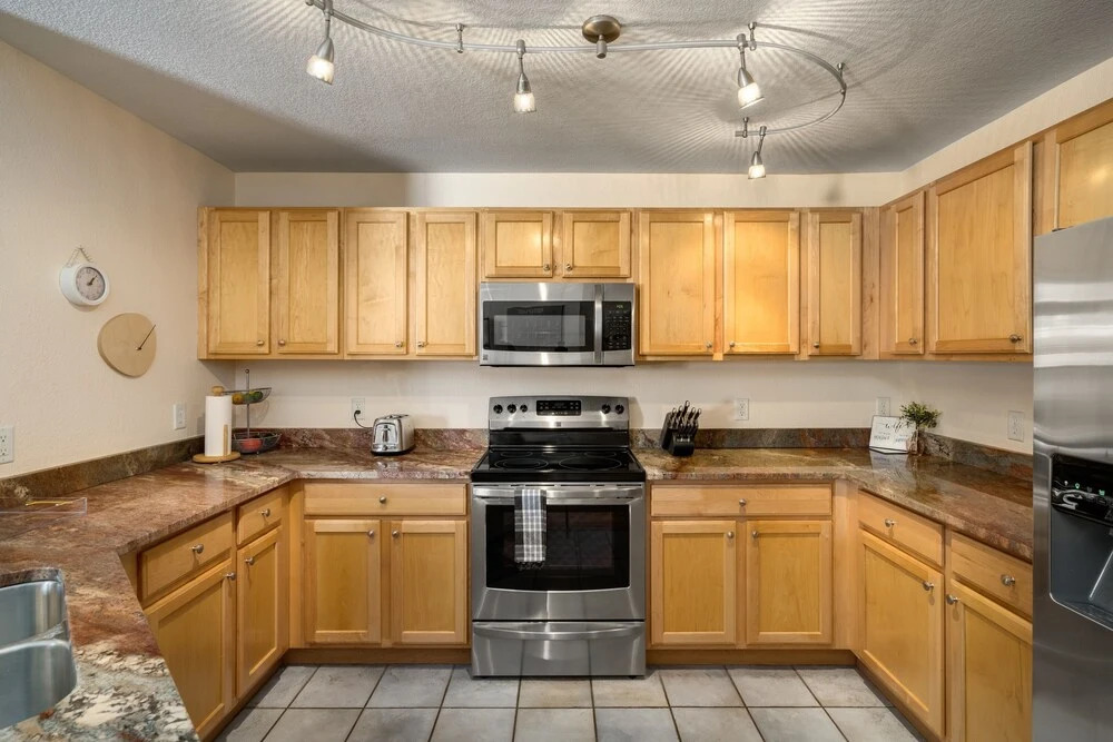 Quail Run 5 3 Bedroom Condo by RedAwning