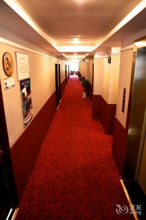 皓思商务酒店(重庆奥卡店)