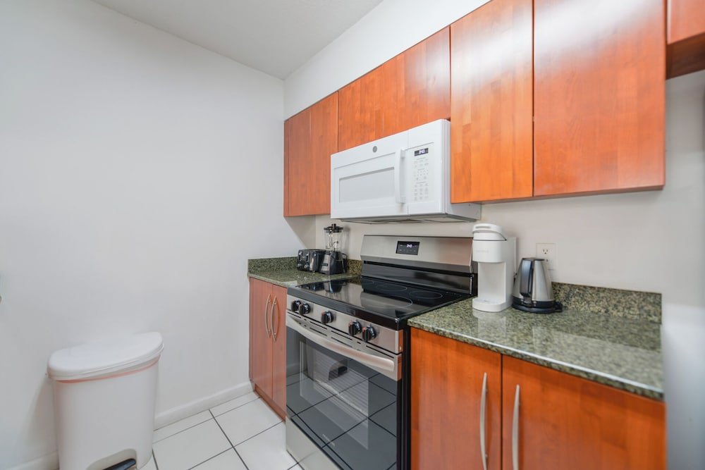 Brickell Bay 1720