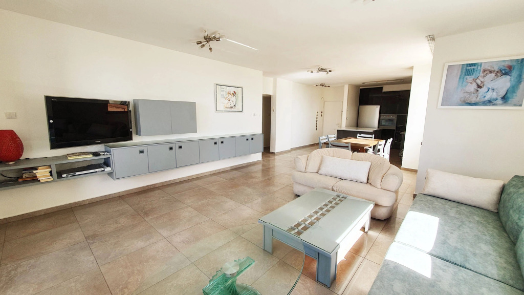 Apartment Musk, 3BR, Bat Yam, Masaryk St, #B5