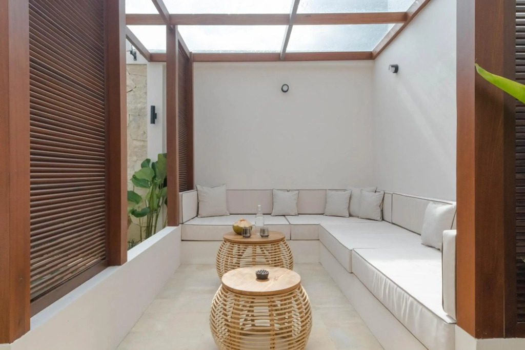 4BR Family Villa in Central Seminyak
