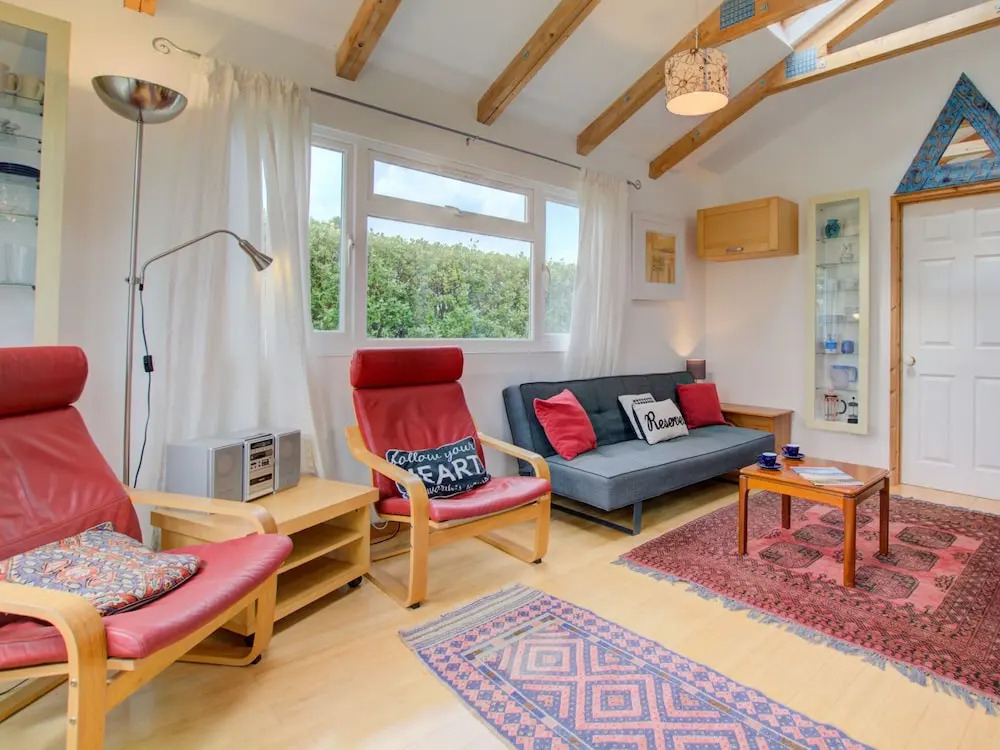 Tranquil Holiday Home in Saint Merryn With Terrace