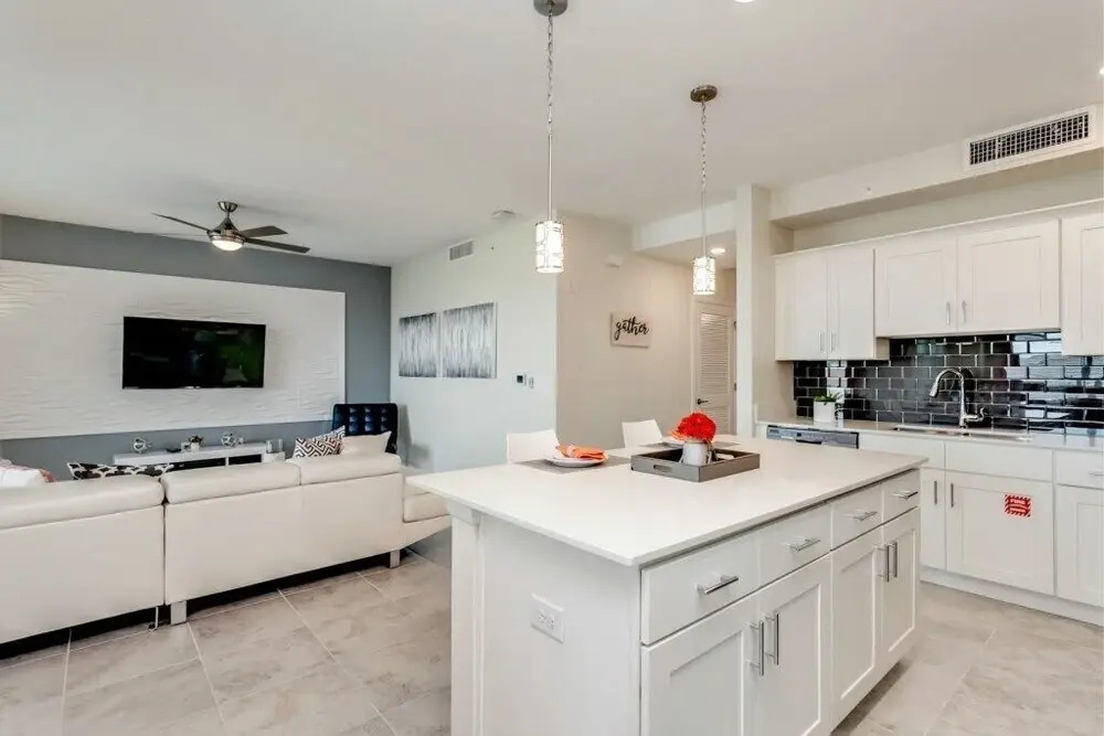 3111U307 Amazing Story Lake Brand New Condo