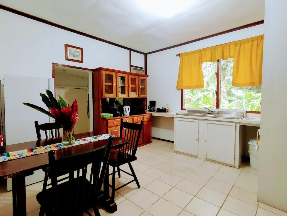 Maya Mountain Lodge
