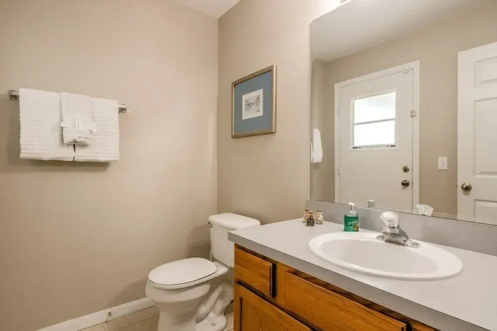 Feeling Like A Rockstar! 3 Bedroom Home