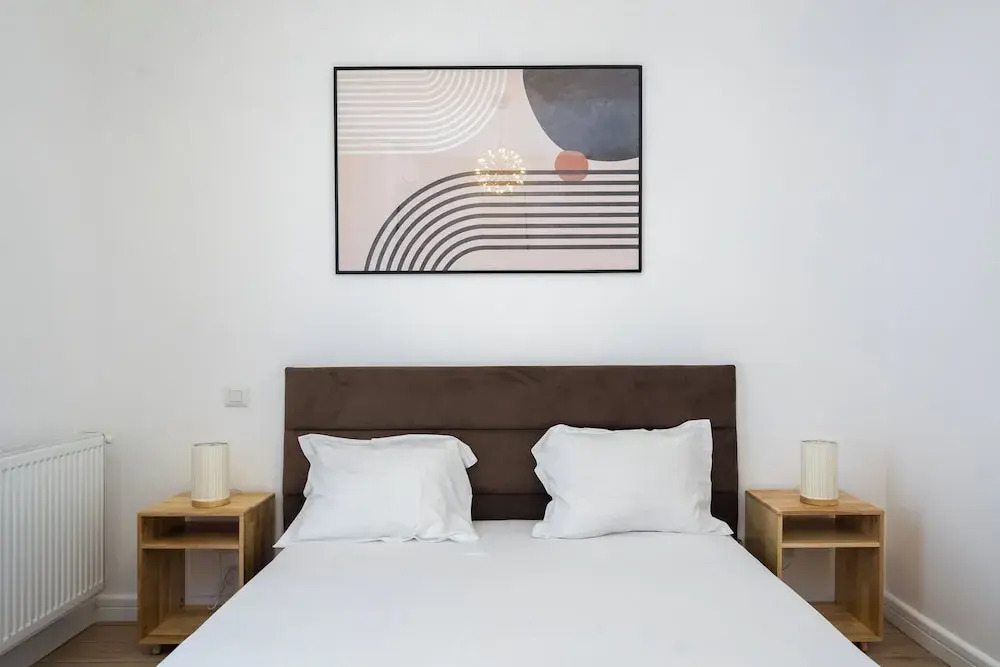Uphome Suites
