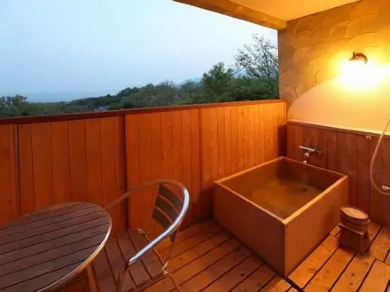 Tsukiyado Luck Hotel