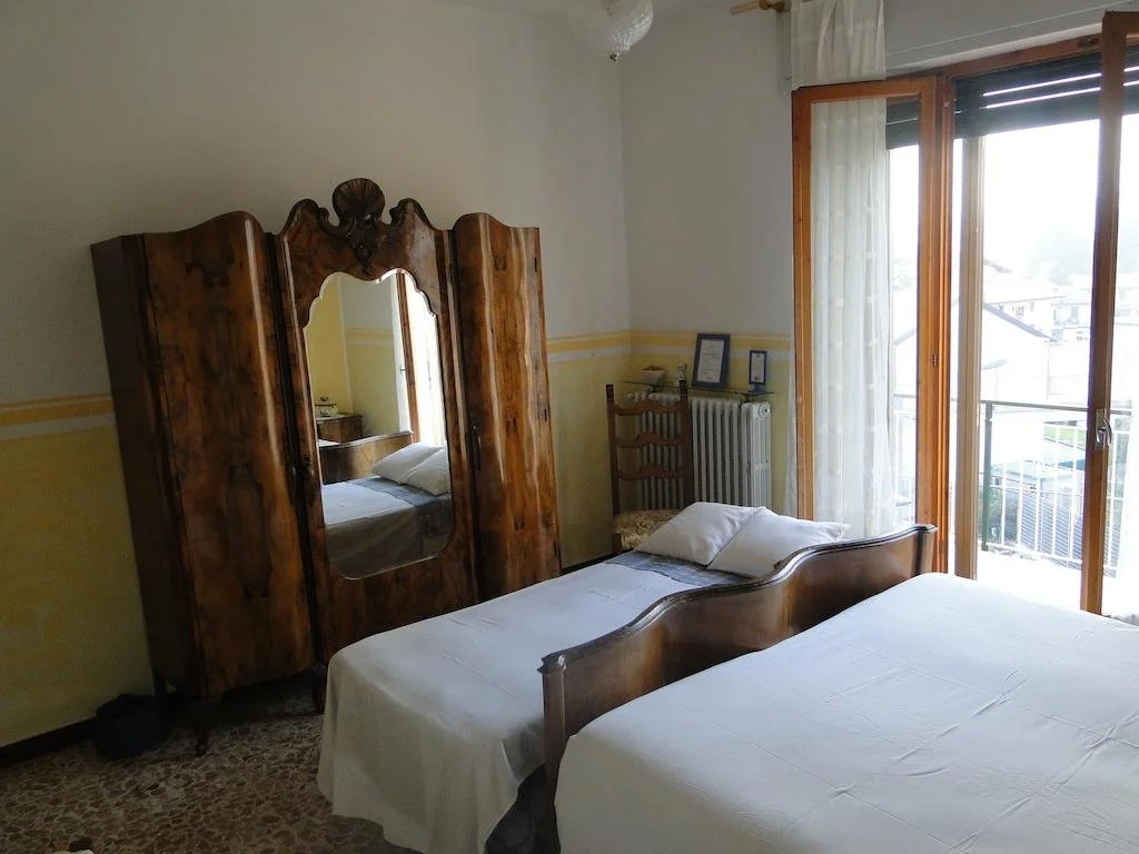 B&B Caslett