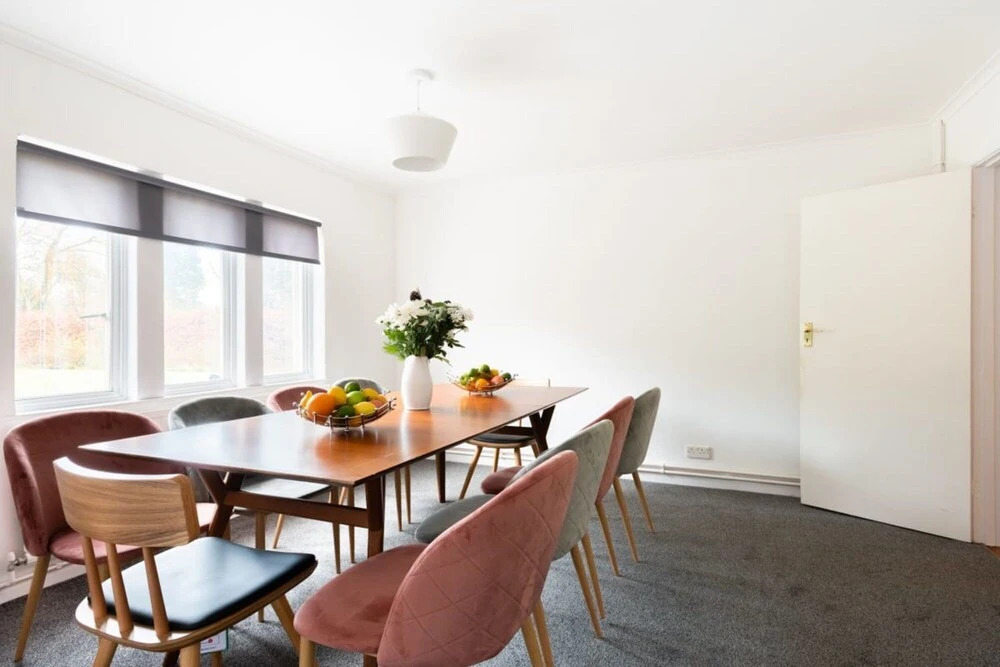 The Headington Escape - Bright 6BDR Country Home with Garden & Parking