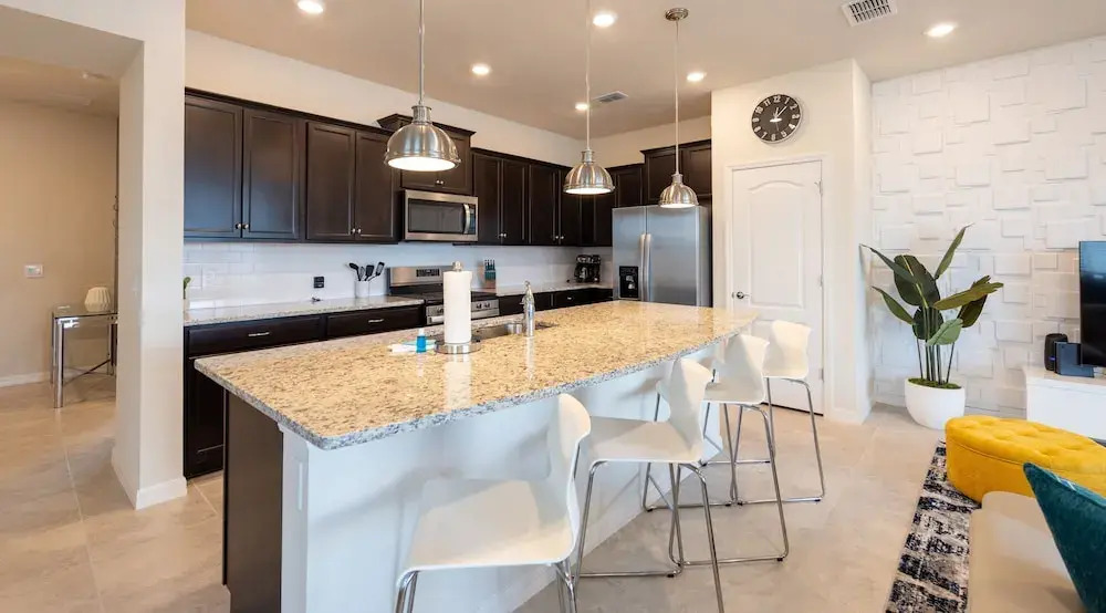 7155oml-solterra Resort 5 Bedroom Townhouse by RedAwning