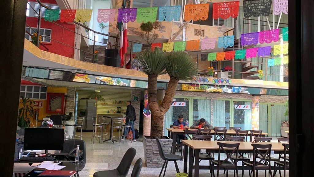 Downtown Treasure Place
