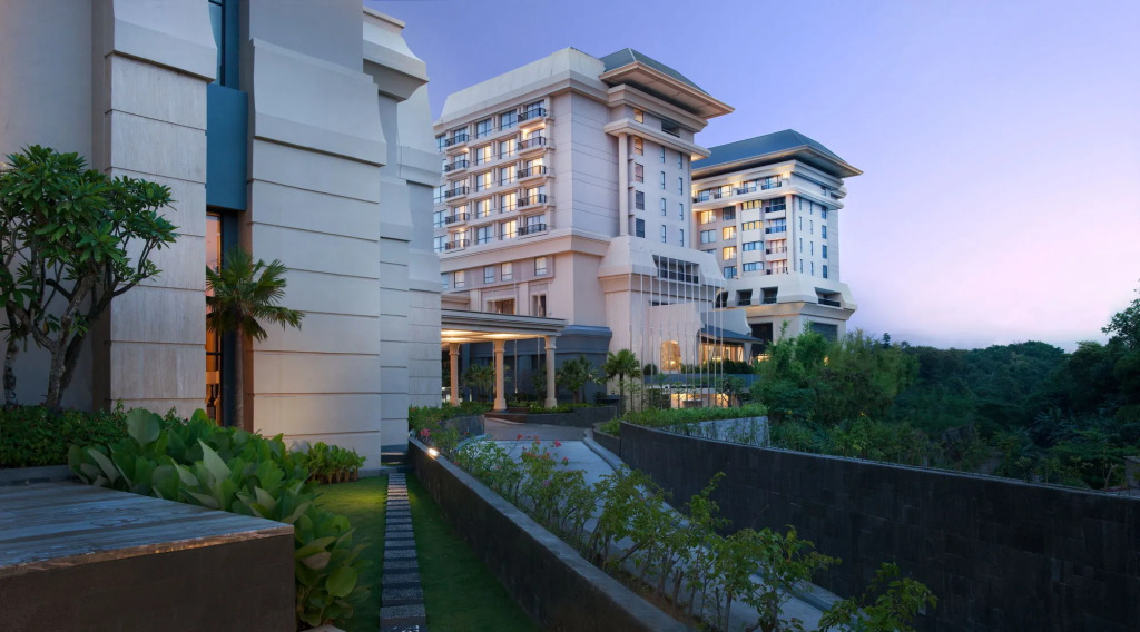 Tentrem Hotel