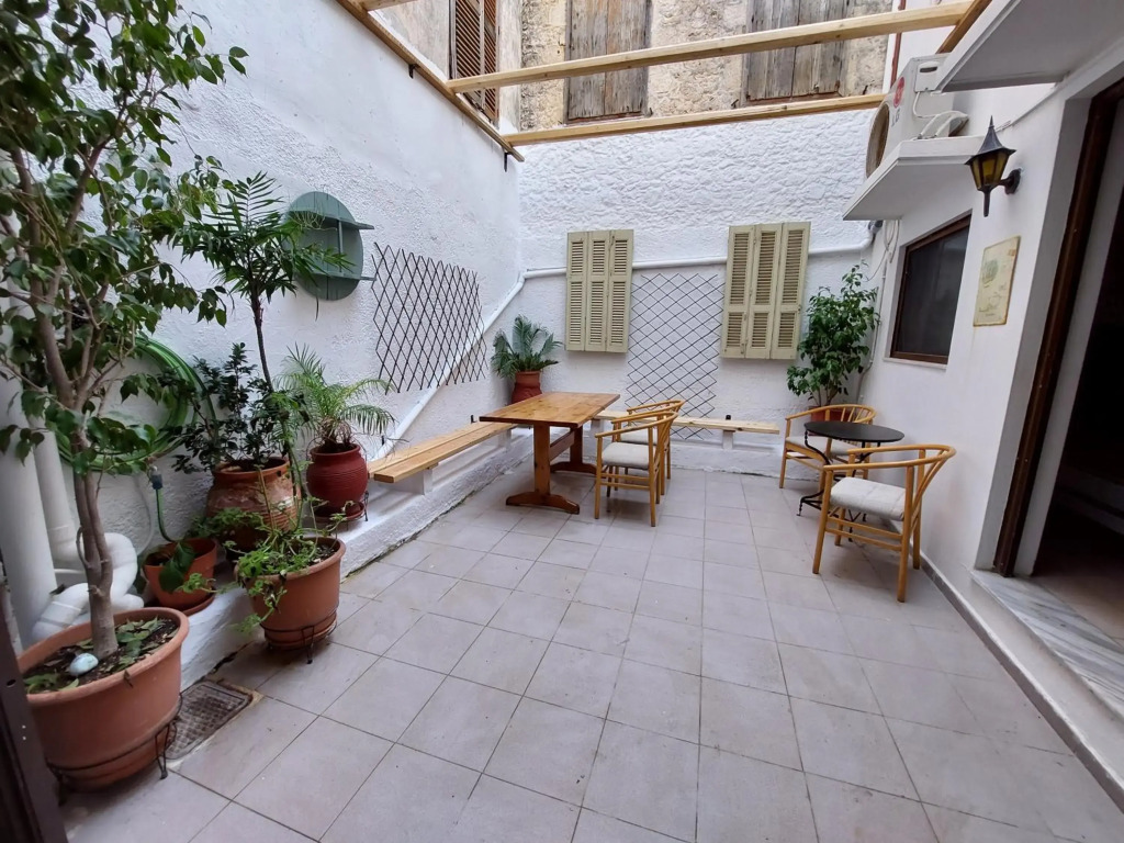 OLD TOWN CLASSIC HOUSE RHODES