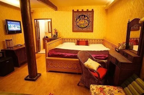 Lijiang Ancient City Ayutaya Hostels