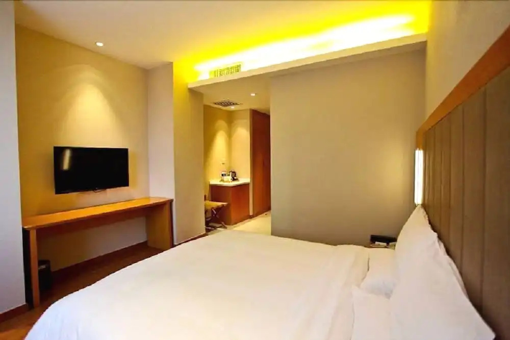 Quan Ji Hotel