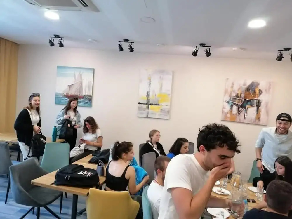 AI HOSTEL
