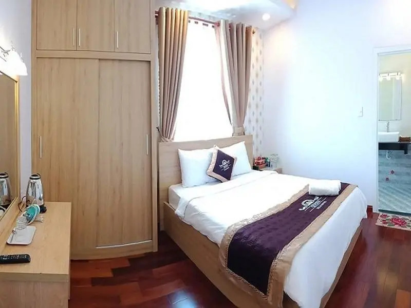 Queen Villa Hotel 2