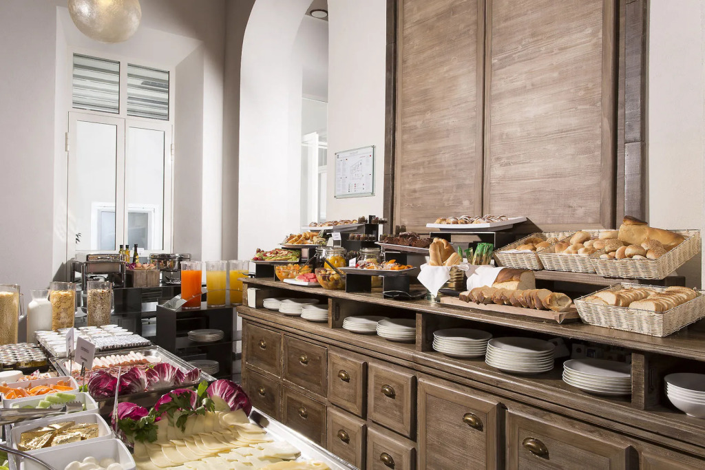 Rome Life Hotel