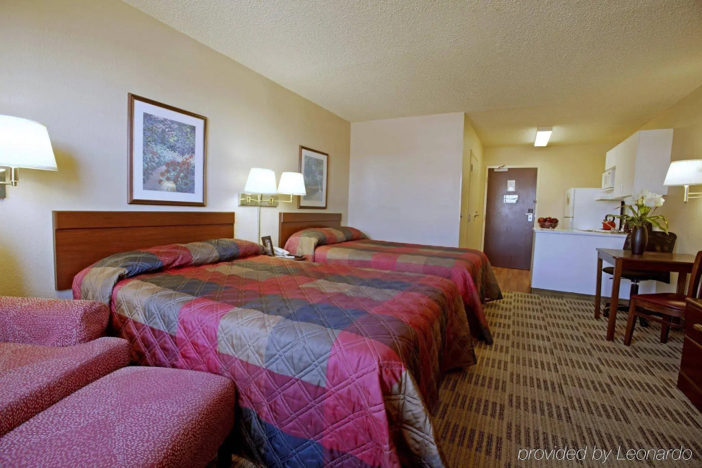 Extended Stay America Suites - Long Island - Bethpage