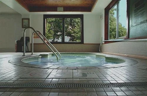 Plymouth Suites