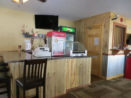 Gold Country Inn