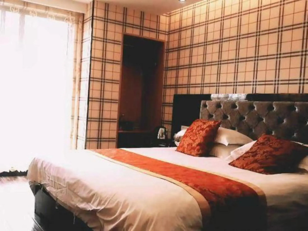 Nanyuan E-Family  Hotel