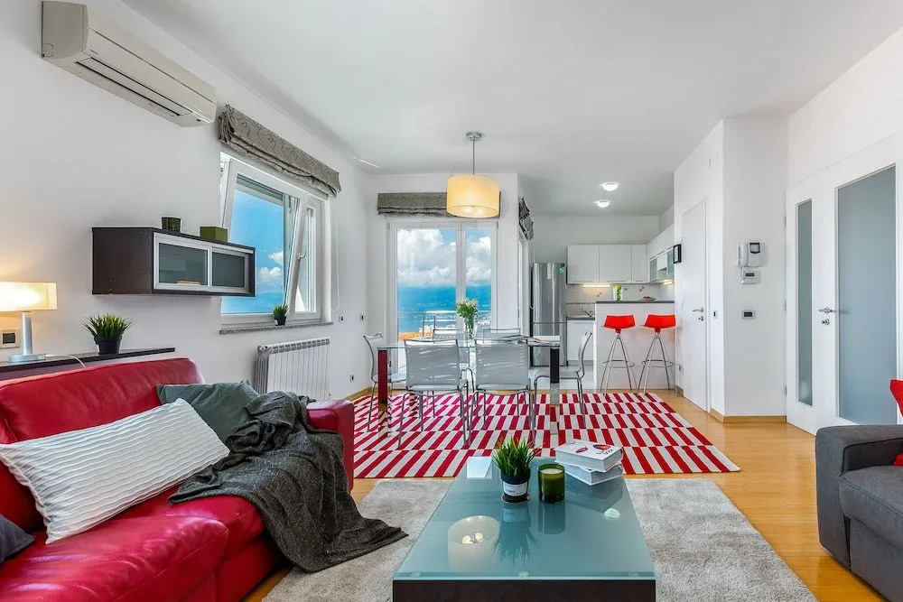 Apartment Bok