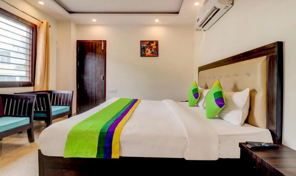 Itsy Hotels NV, Tapovan