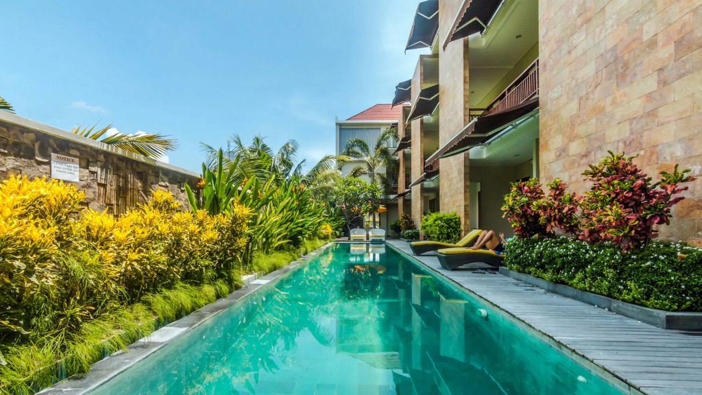 ZEN Premium Seminyak Braban