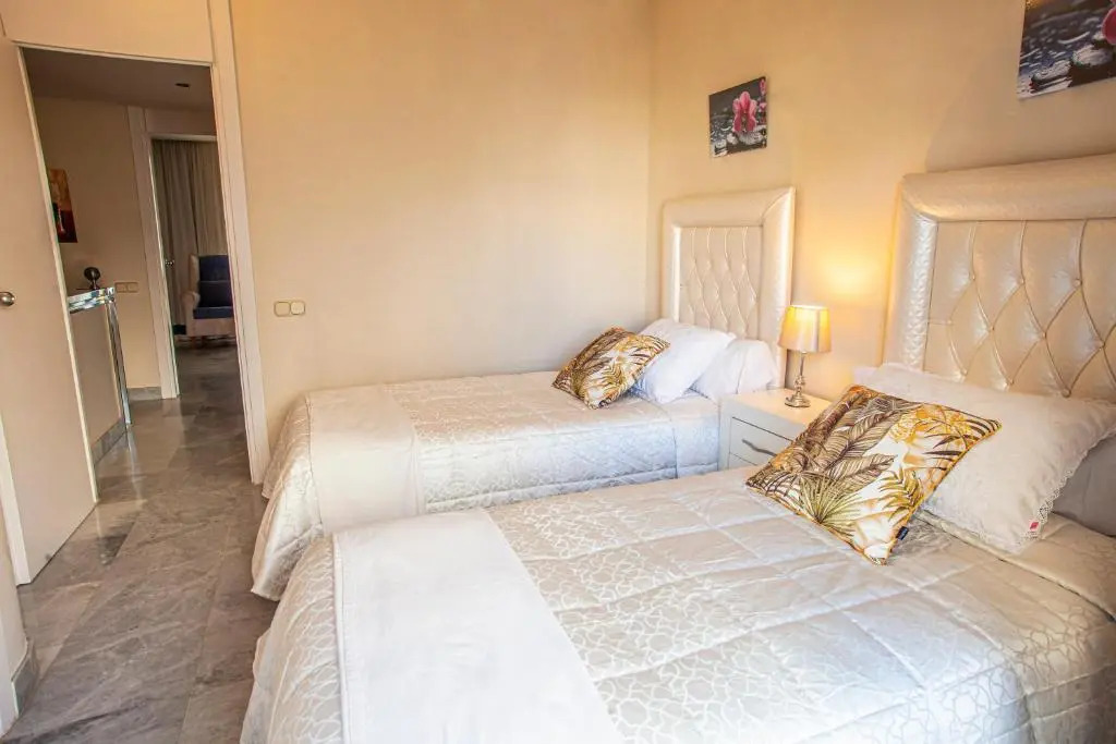 Duplex apartment on the beach 71