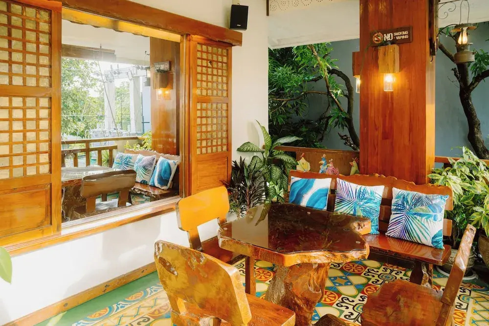 Antonios Bed and Breakfast Hotel