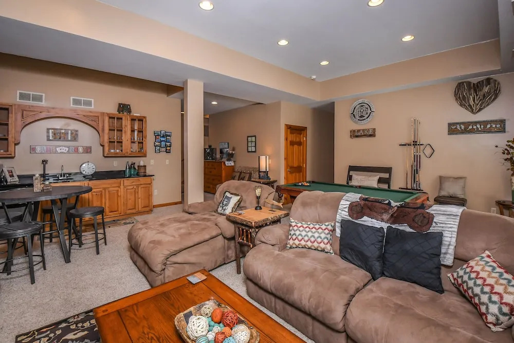 Pinnacle Retreat 5 Bedroom House