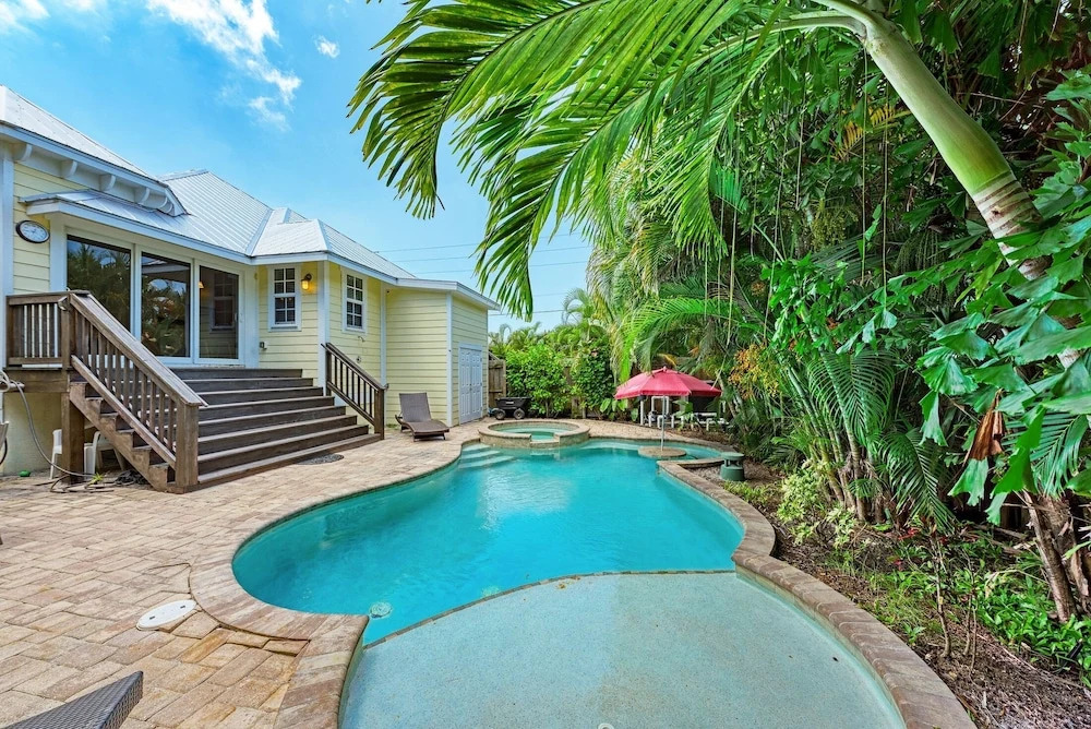 Starfish Cove managed by Beach Retreats