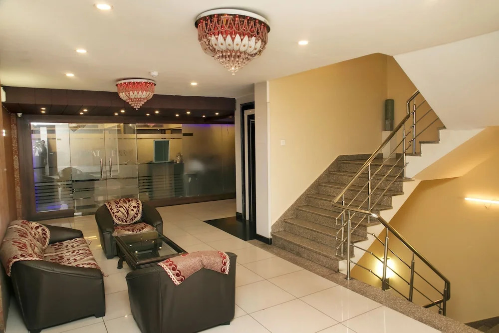 Hotel Ganges Grand - 600m from Kashi Vishwanath Temple