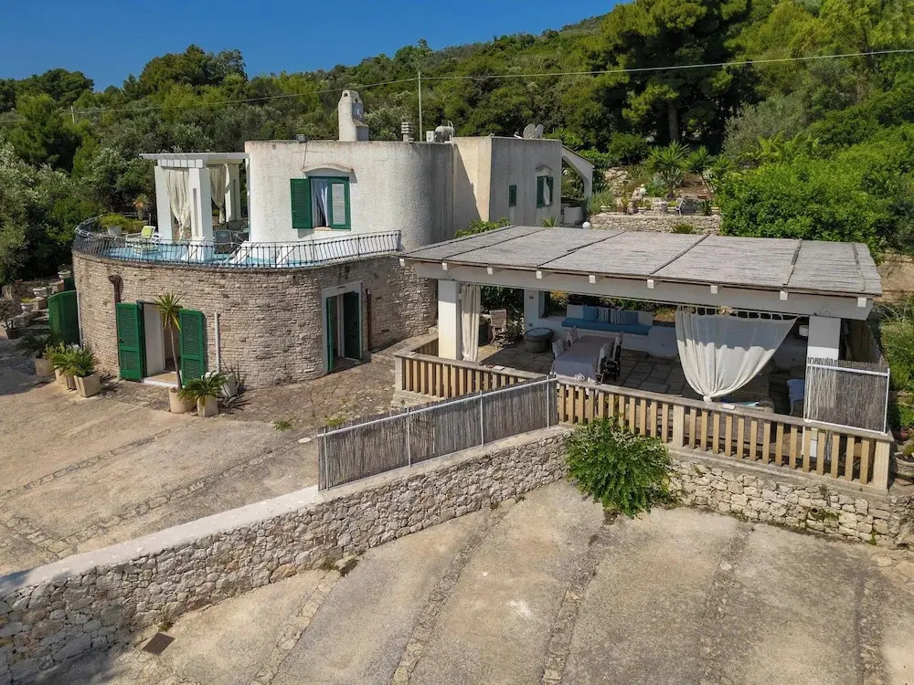 Villa Scarnera by BarbarHouse