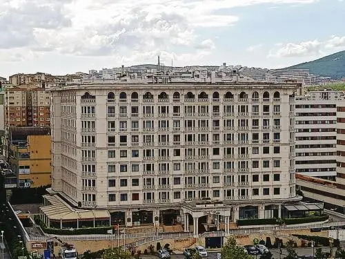 Demir Palas Suites