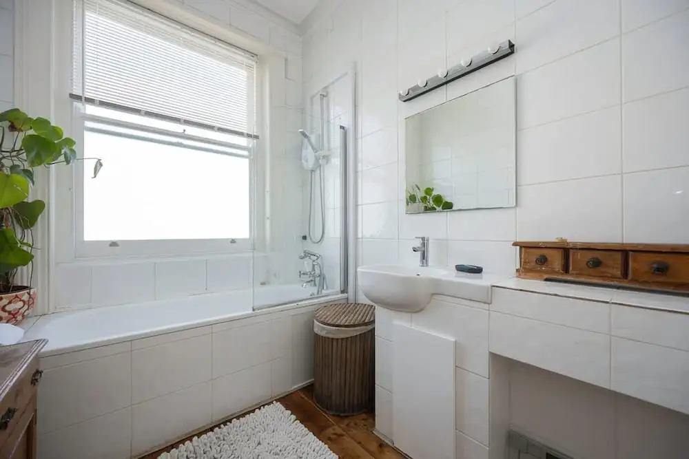 Host Stay St Aubyns Coastal Retreat