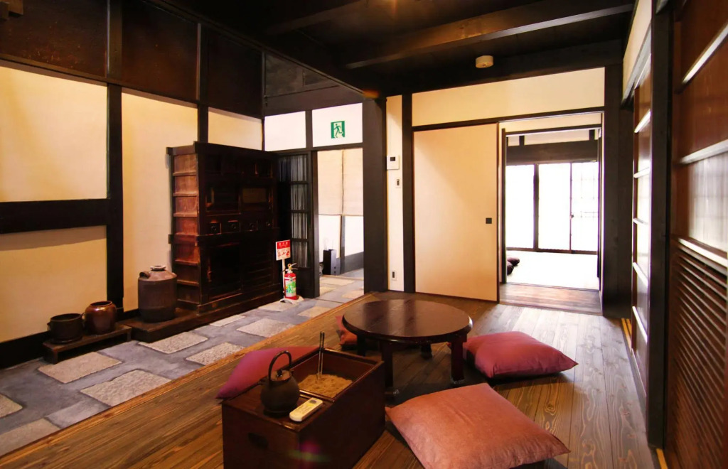 Shirafuji-an Modern Private Machiya in Central Kyoto