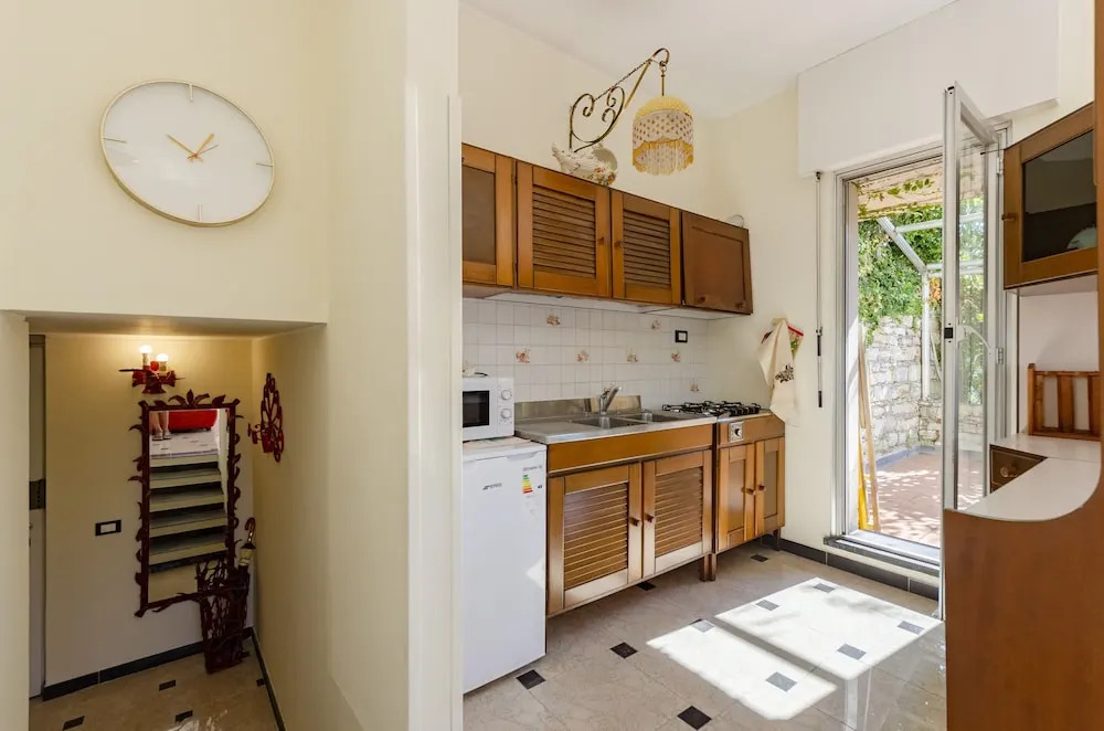 JOIVY Flat W/Terrace & Sea View